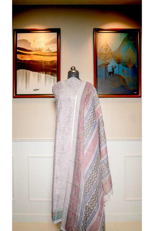 Serene Cascades – Linen Mélange