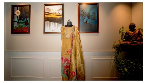 Golden Bloom – Shimmer & Digital Elegance - Image 3