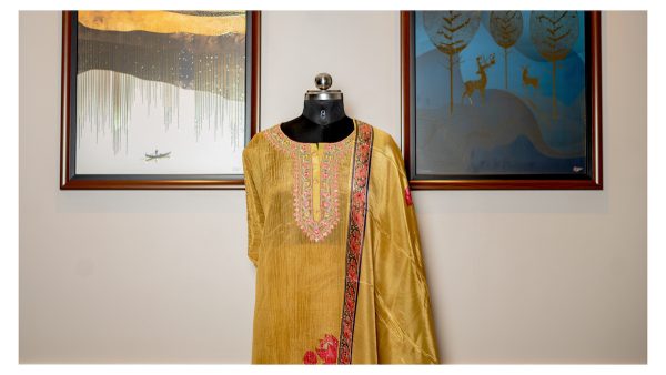 Golden Bloom – Shimmer & Digital Elegance - Image 5