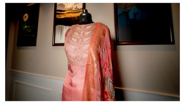 Rosewood & Gold – Muslin Elegance with Banaras Dupatta - Image 5