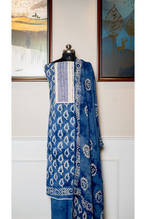 Celestial Indigo – Handwoven Cotton Serenity