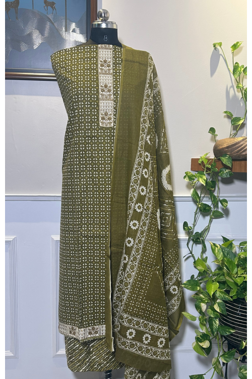 Mystic Olive – Pure Cotton Ethnic Ensemble