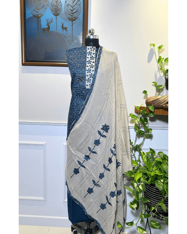 Celestial Blossom – Pure Cotton Elegance
